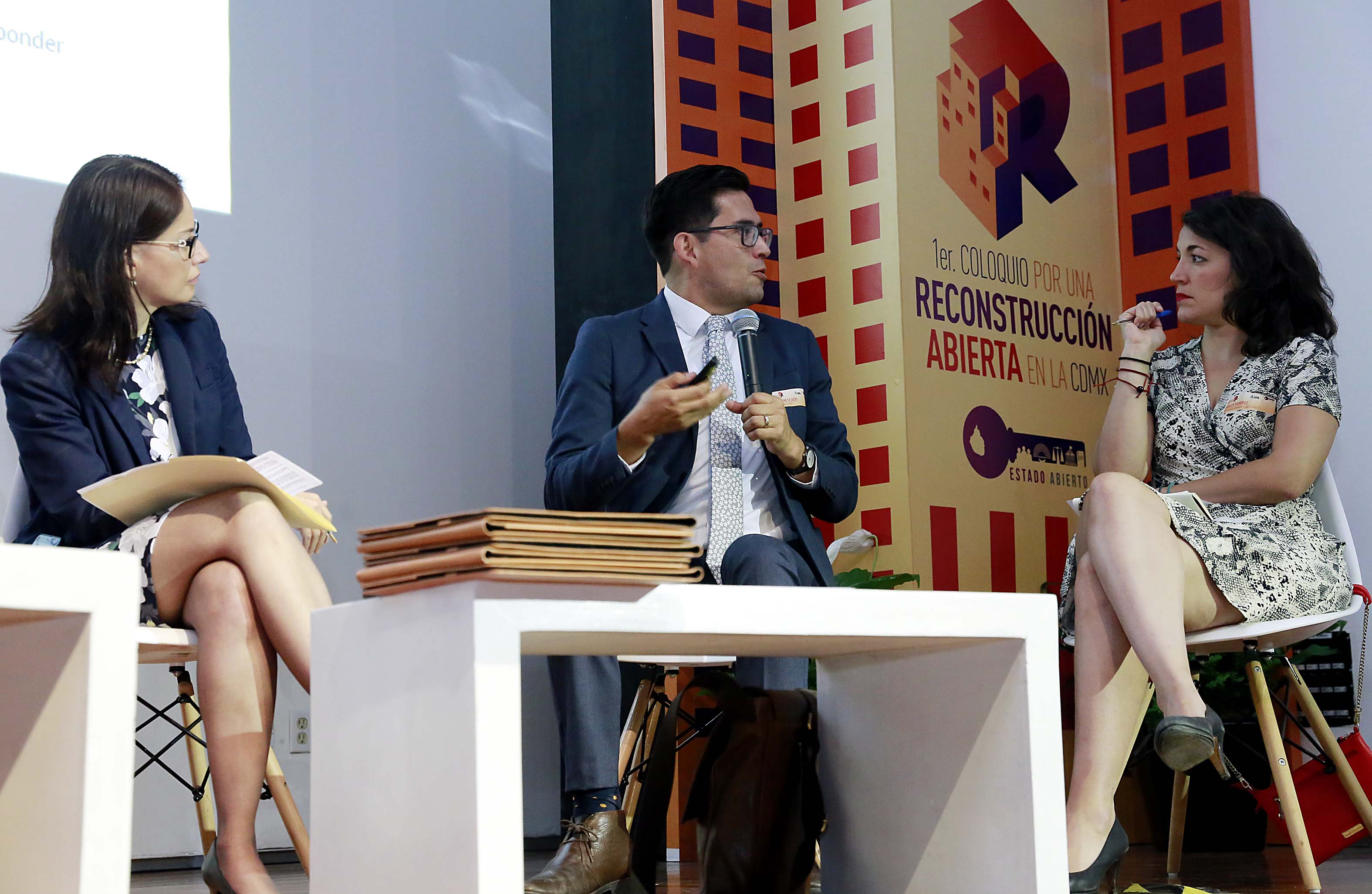 1era Mesa El papel de la transparencia y la apertura en el proceso de reconstrucción de la CDMX (4)